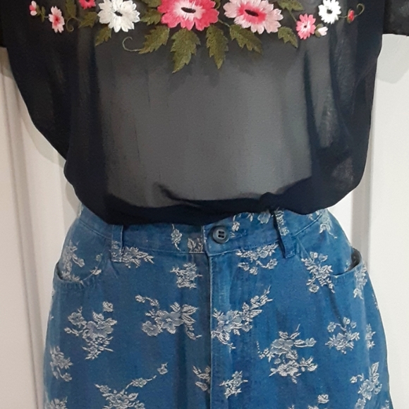 Liz Claiborne Company (Crazy Horse) Floral, Maxi, Chambray Skirt 8P - Picture 3 of 9
